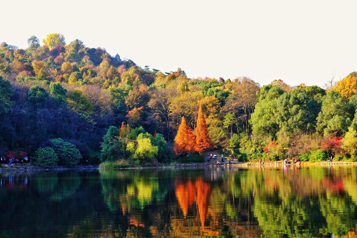 麓山景区是岳麓山风景名胜区核心景区之