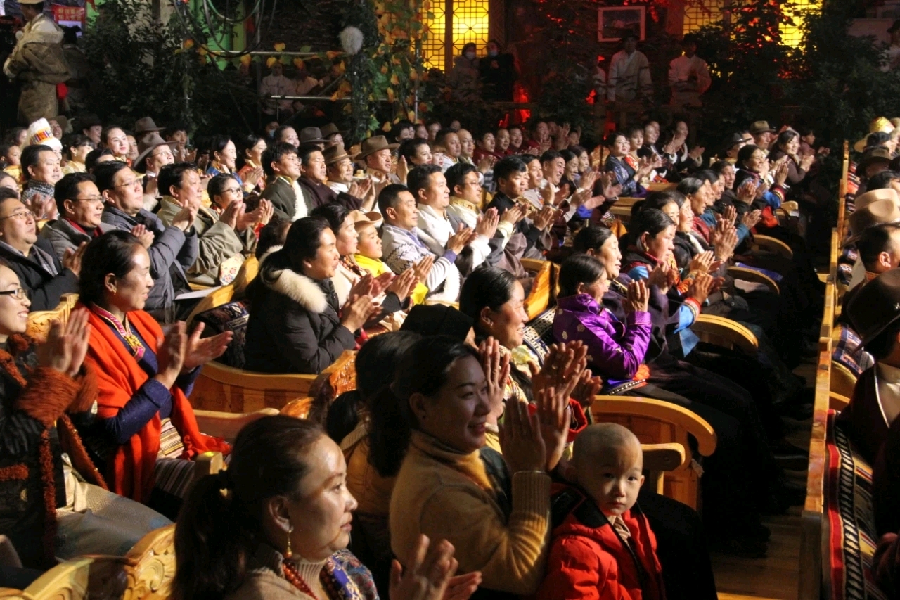 安多卫视2021藏历新年文艺晚会甘肃迭部分会场《吉祥迭山春潮涌》录制