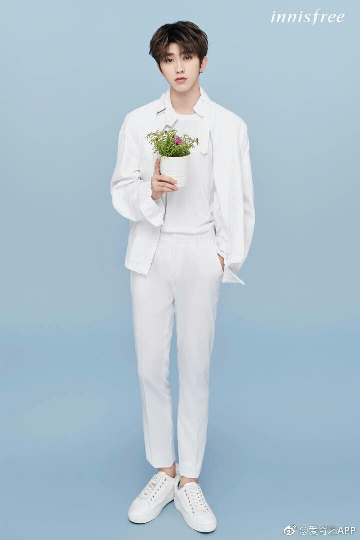 (坤丞)因为是你，所以才喜欢。