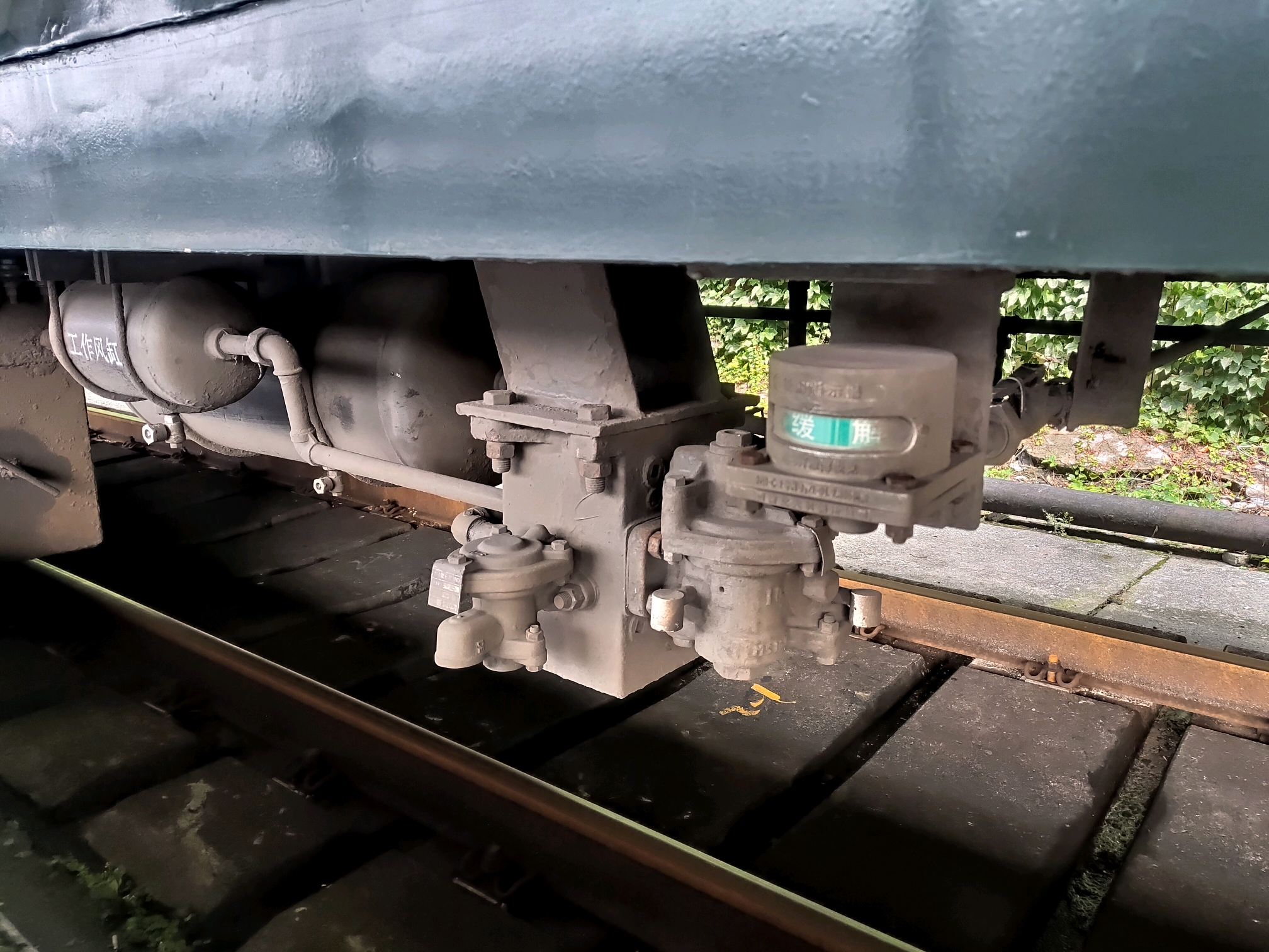 发现了个好东西,列车车厢制动.