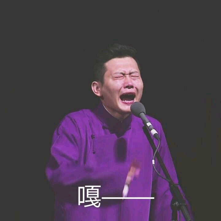 将落英安顿在沙发上,孟鹤堂走进厨房开始准备饭菜.