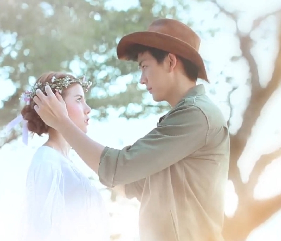 渣男爱上白富美,男女主青梅竹马,长大后相爱相