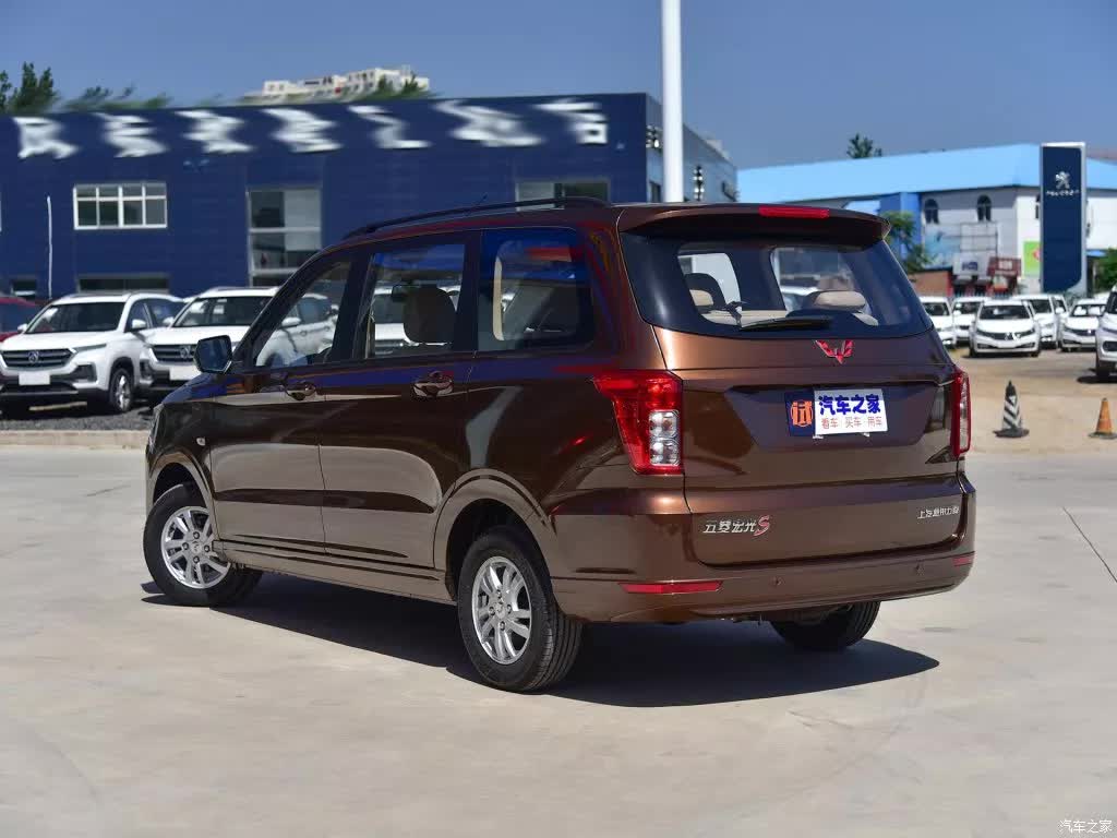 全新五菱宏光s来了!神车再进化,问你怕不怕?