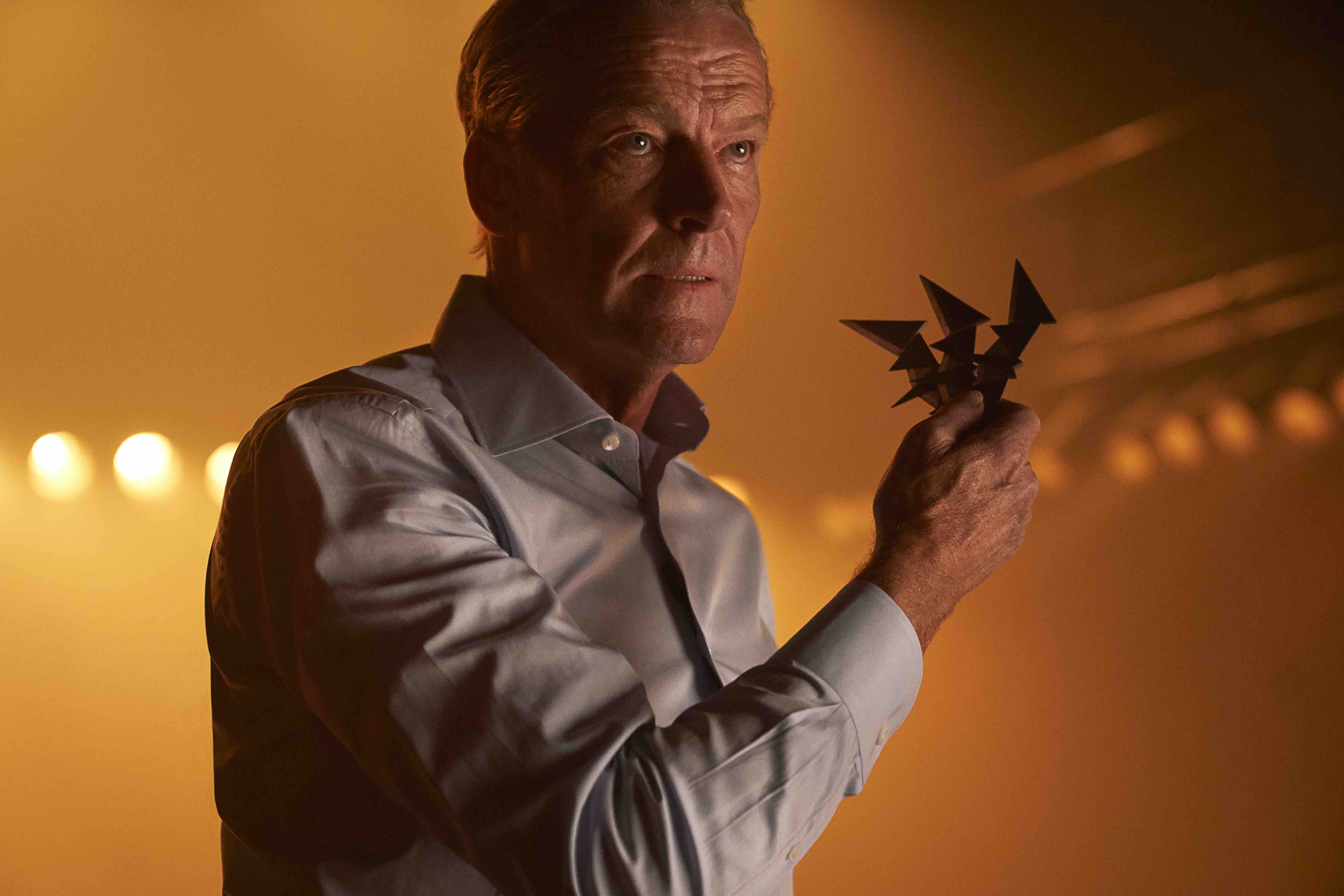 dc剧集泰坦第二季第11集剧照,女生们首遇蝙蝠侠