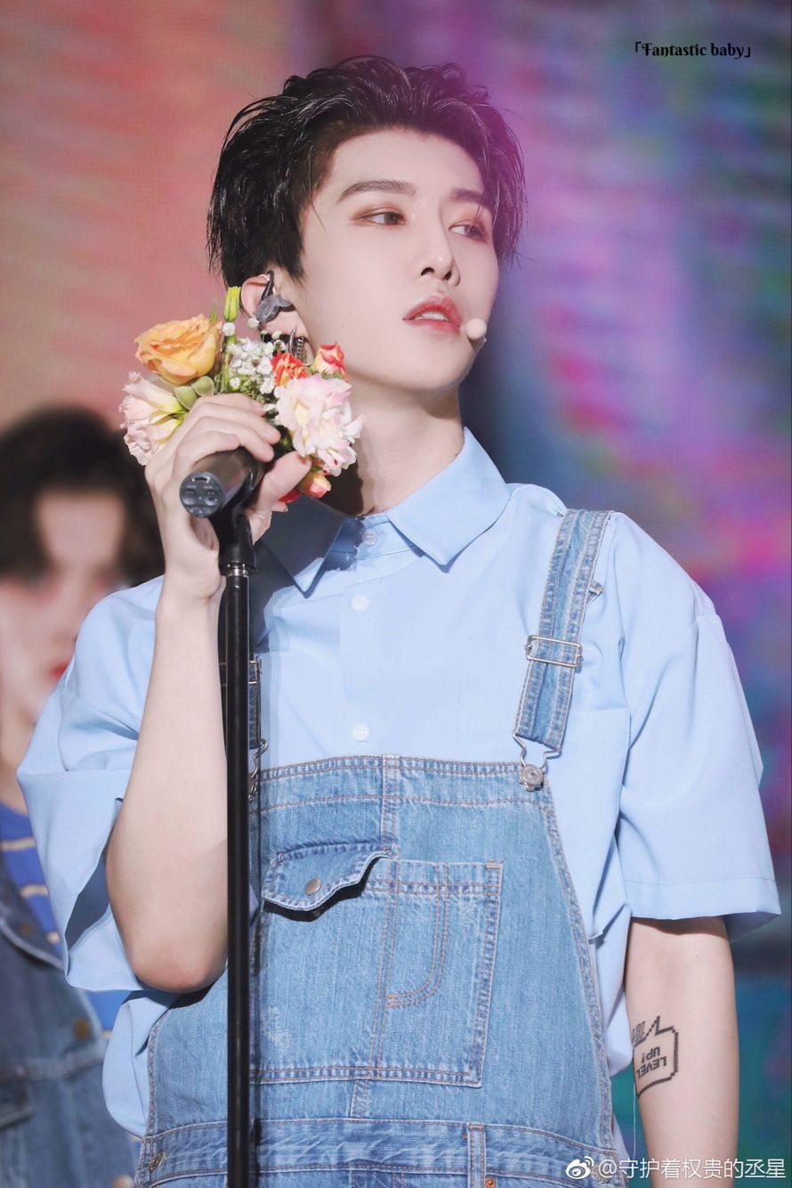 <范丞丞x你 不安分的福西西></p></a>