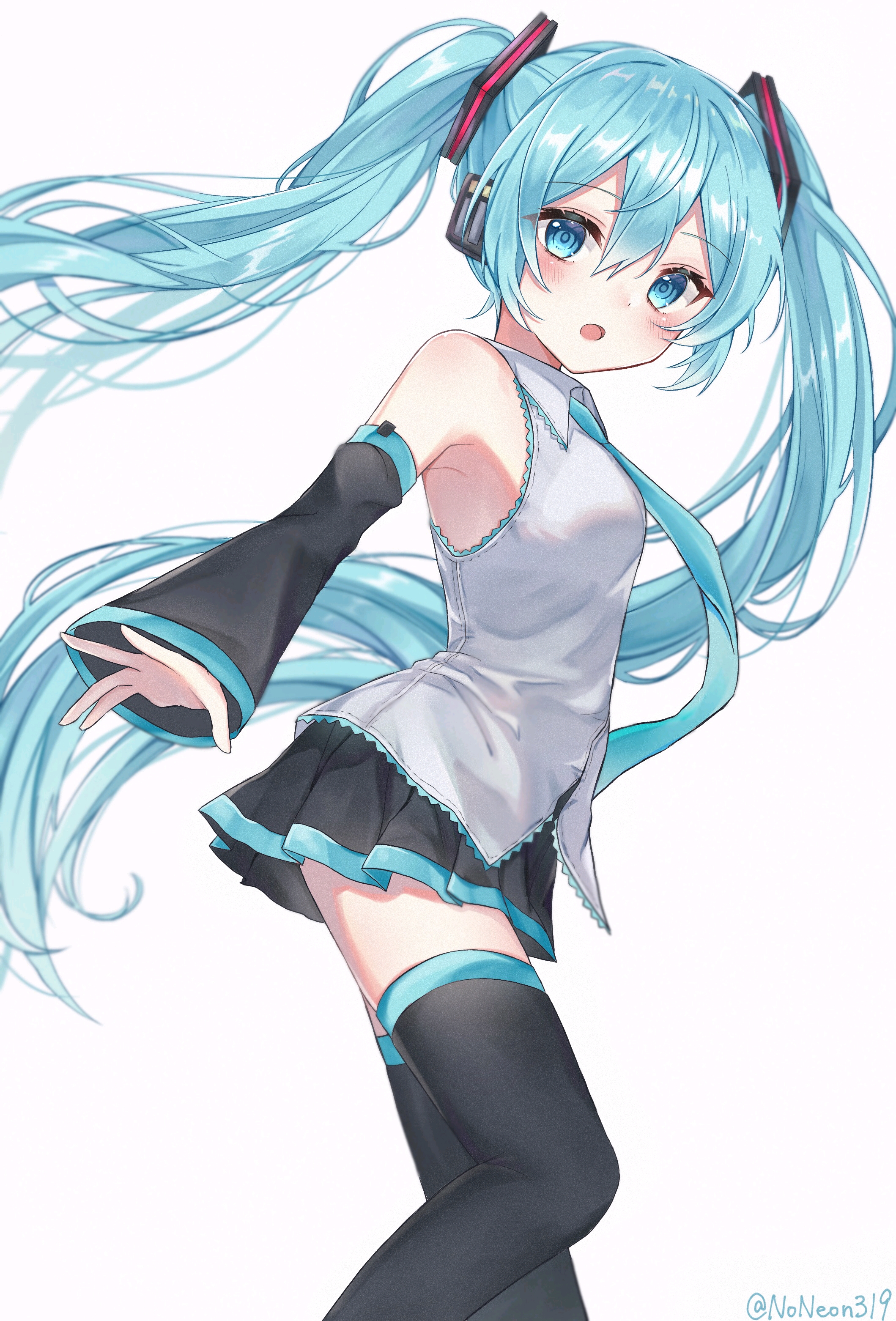 『初音ミク』公式服精选100张ღ