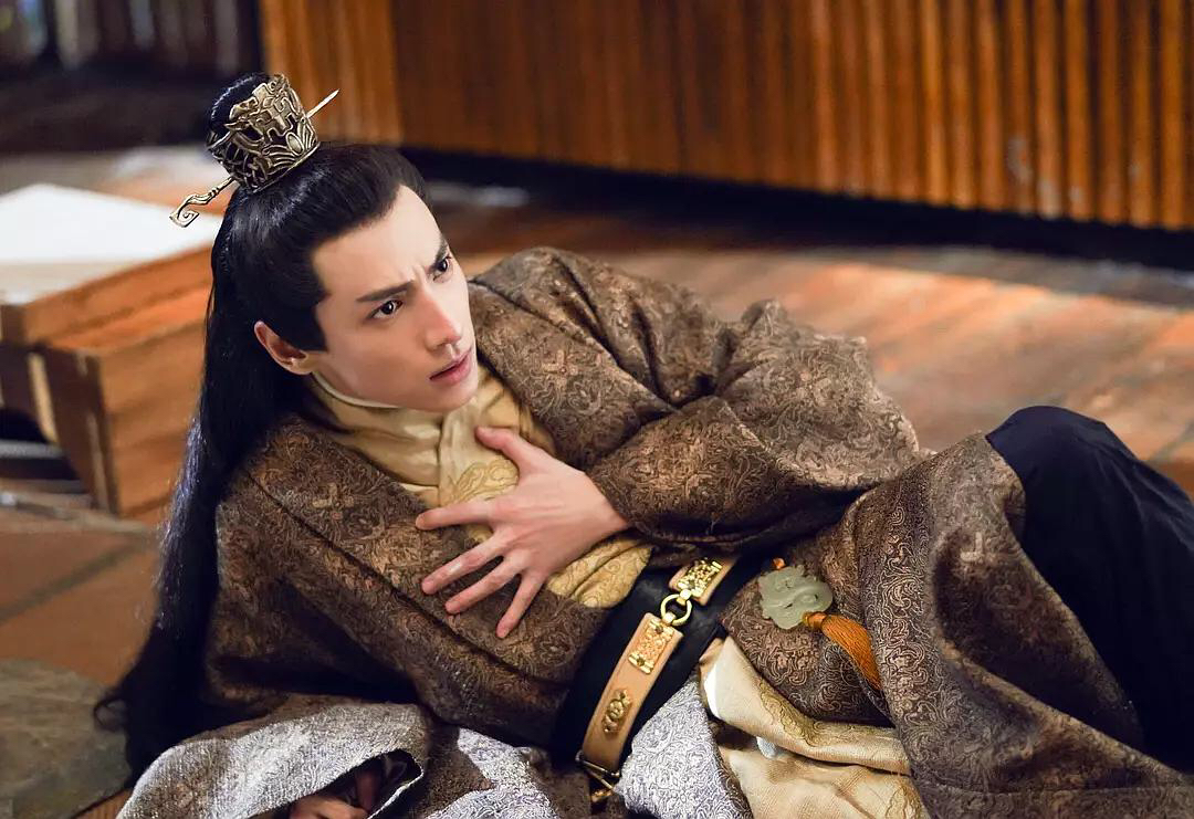 【男主角受伤吧】男主角(男配)受伤、生病,各种