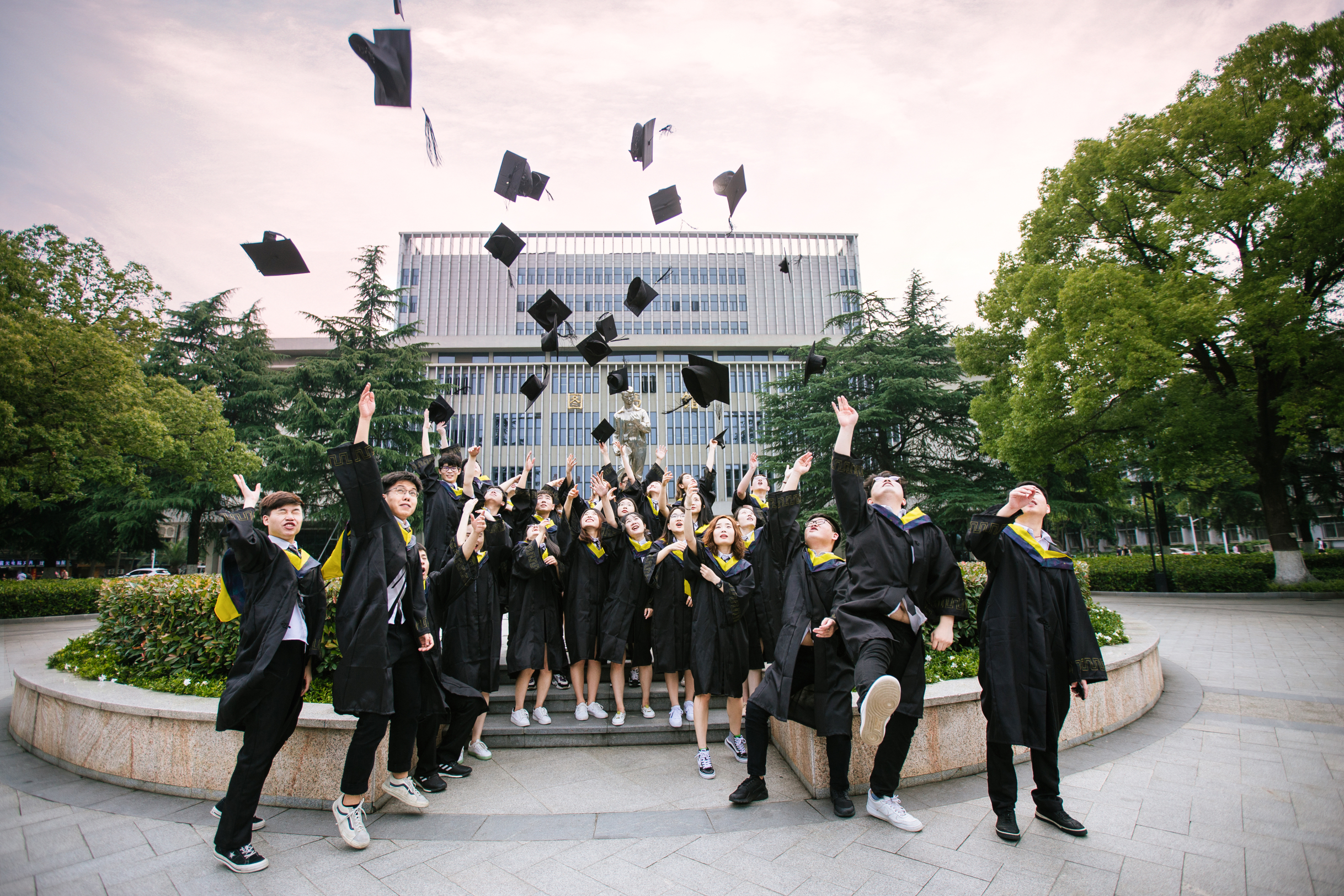 摄影师如何拍摄毕业照毕业照自拍技巧公开