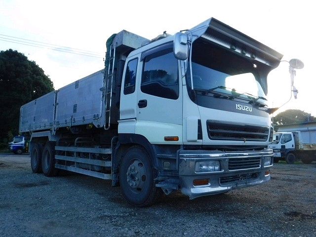 五十铃第一代giga卡车