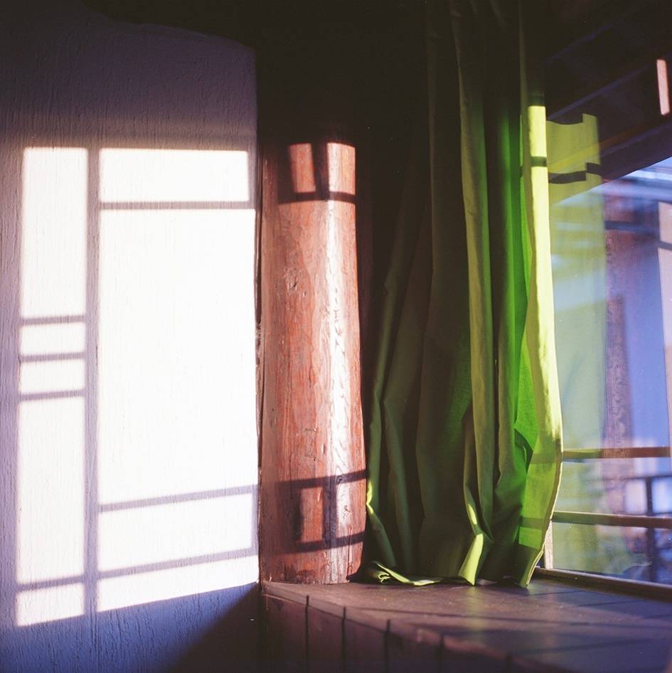 我用左耳，听你的声音