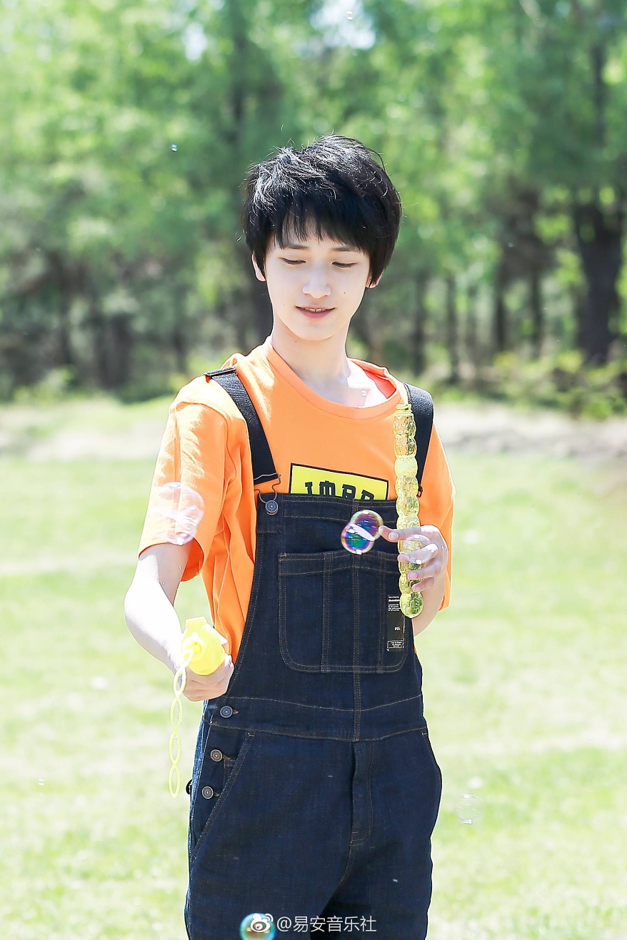 文文哥哥14岁生日快乐！！！！！！