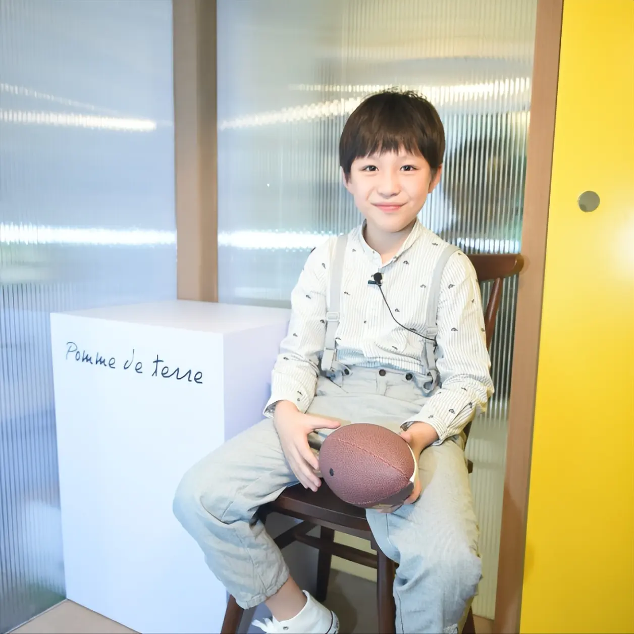 8岁走红,13岁拿下飞行执照,"天才童星"朱佳煜是如何炼成的?