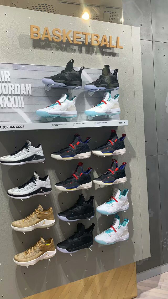 五十分钟左右带你去看看香港aj 亚洲最大的店面