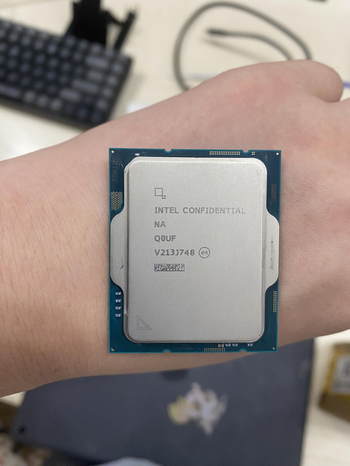 13代性价比最高的测试CPU----13700T es - 哔哩哔哩