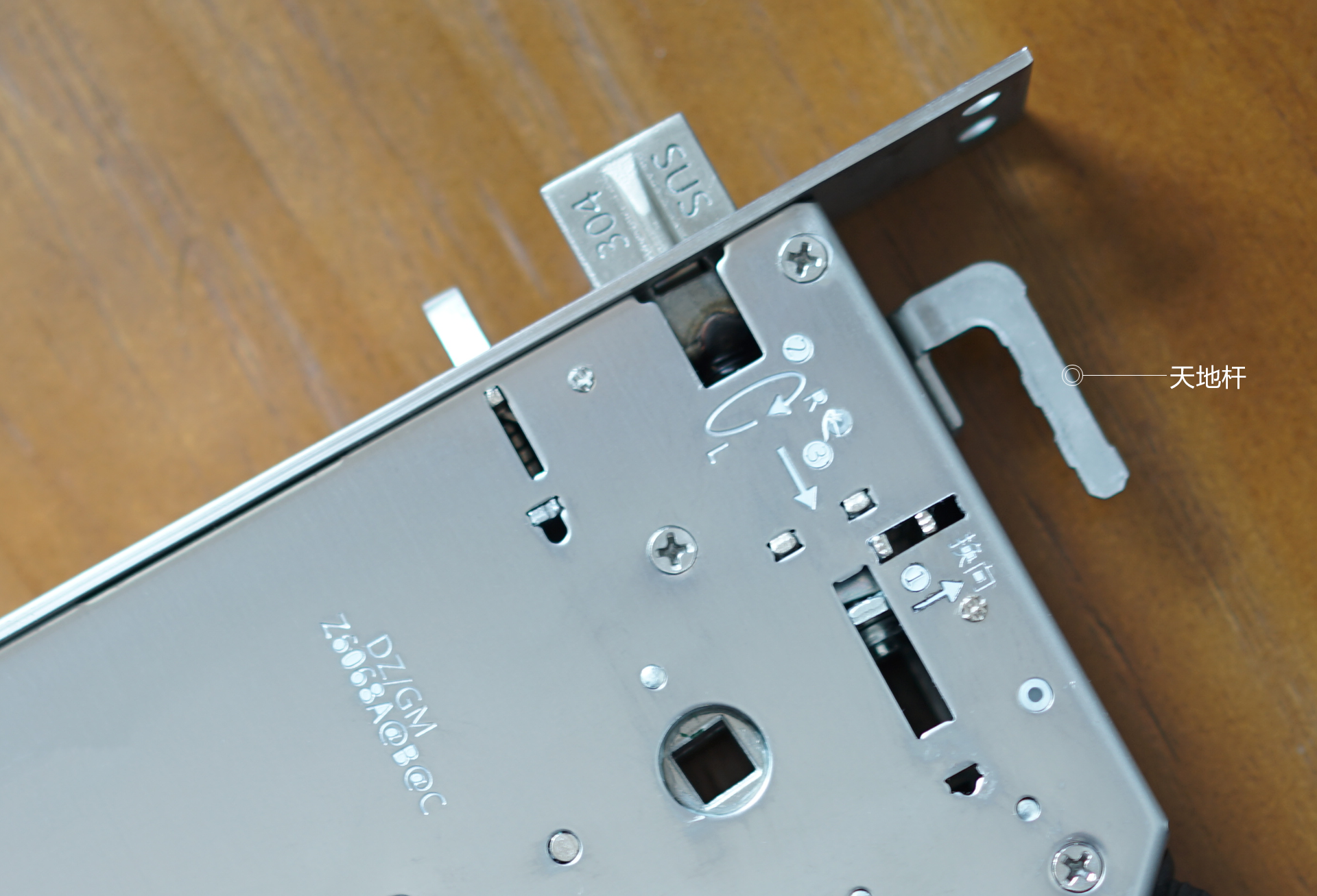 一指开门,高效安全,tcl物联网智能门锁k5上手体验