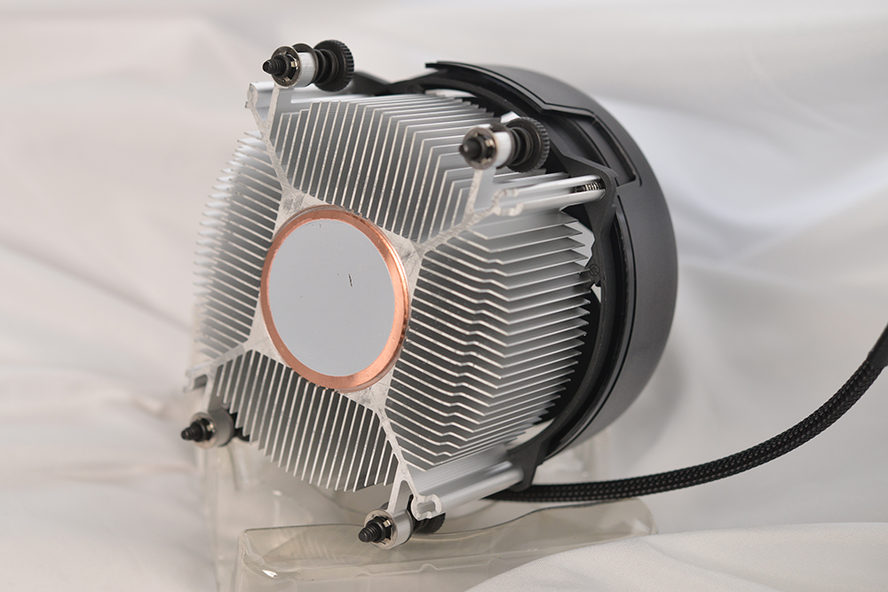 平民新神器!amd ryzen7 2700开箱图赏