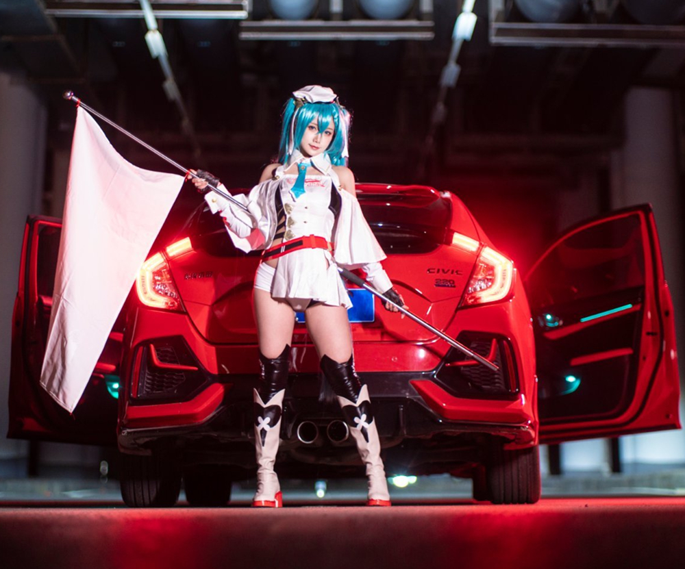 巴鲁巴鲁BaRu赛车初音cosplay1