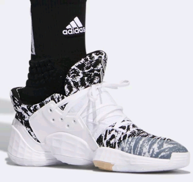 哈登4和利拉德6曝光!