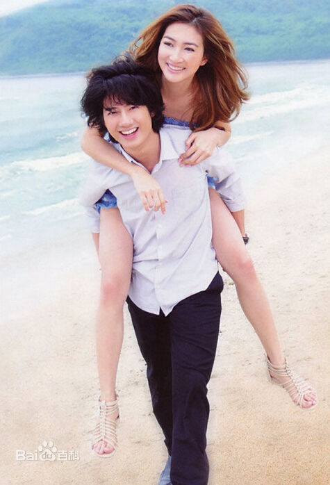 泰剧【你和他,我们的爱】:.Pangrum、Pao、Y