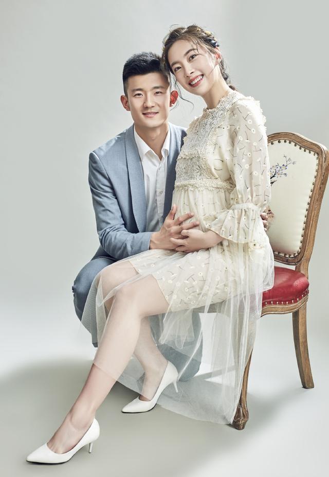 恭喜!奥运冠军谌龙公布将升级当父亲,爱妻也是羽毛球高手