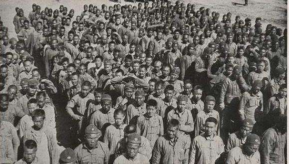 图为到美国谋生计的华工