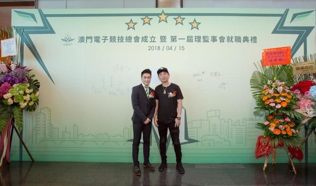 英雄联盟:LPL新军V5战队老板何煪君:不要比较