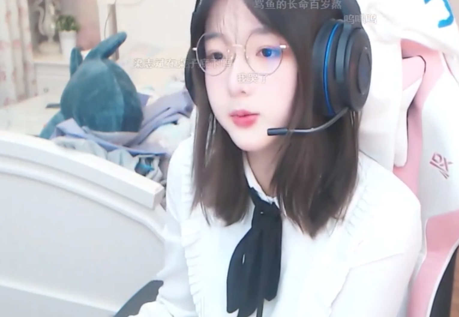 lol包子与新欢决裂无奈报警!前女友深海鱼:别骂