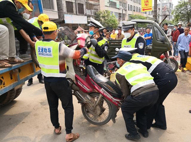 摩托车没有年检,交警查车会如何处罚