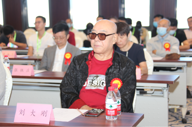 中国京剧院的花脸演员,《西游记》沙僧扮演者刘大刚出席