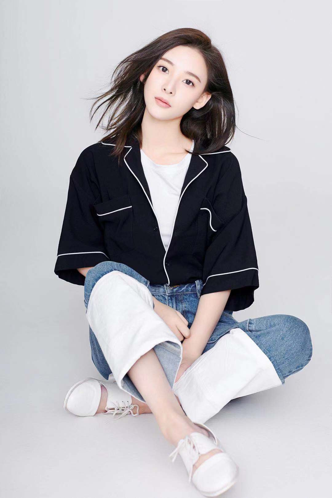 刘芷微《嘀!男友卡》网播破亿 被网友封"灵魂狙击手"