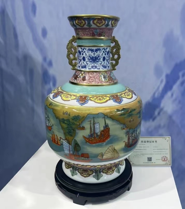李文跃丝路风情瓷王双尊 一带一路”陶瓷艺术官方作品 - 哔哩哔哩