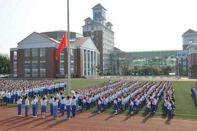 学制双轨制的国家有哪些_学制双轨制和单轨制的区别_双轨学制