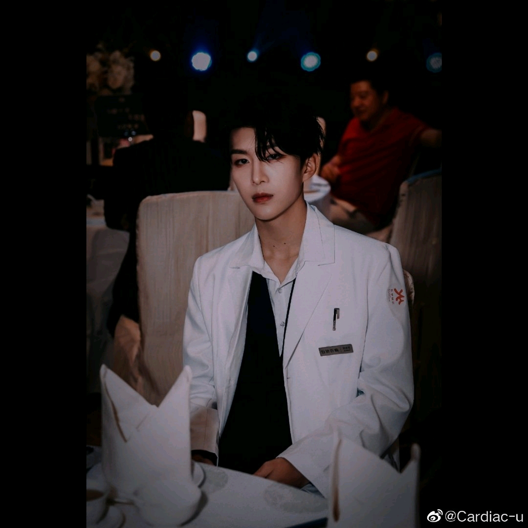 【范丞丞】心理「心里」医生