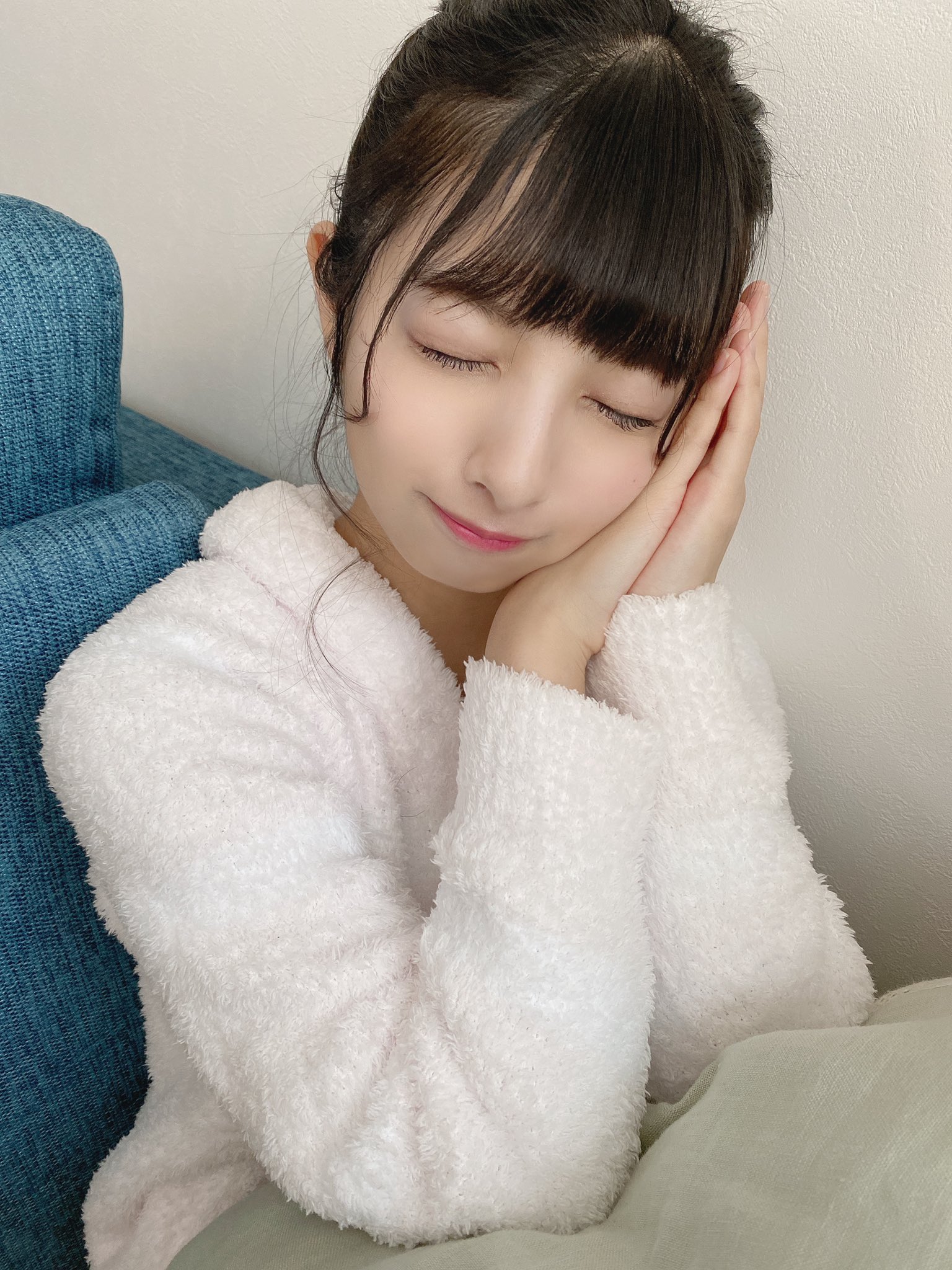 akb48新单销量首日破百万峯岸南毕业演唱延期举行