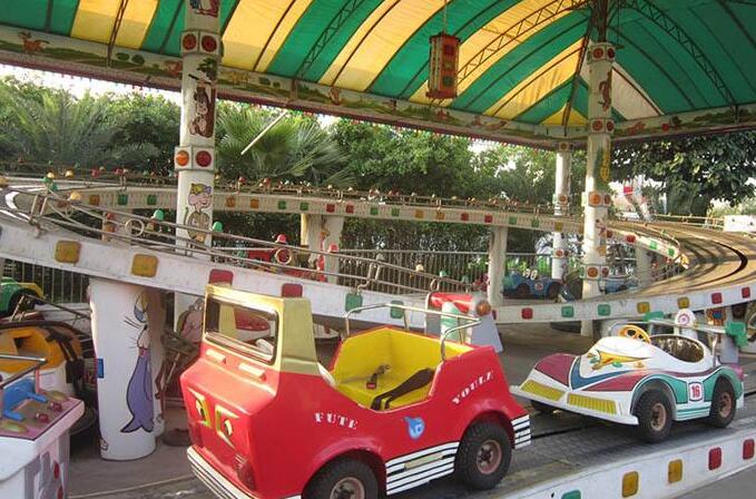 最挣钱的游乐小型设备:迷你穿梭立环跑车