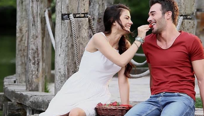 我要带你去啃浪漫の土耳其剧!四月份油管啃の