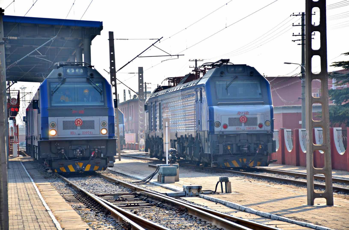 铁道少女project科普第三十三期和谐2型电力机车