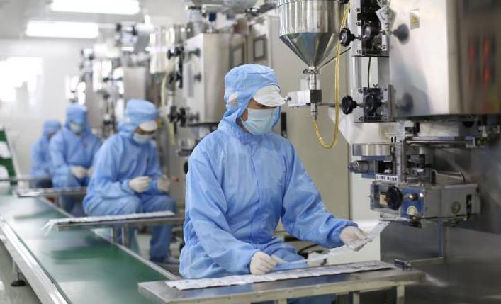 西曼化妆品工厂打造网红基地,直播大咖理想的合作伙伴