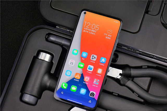 而且打开屏幕之后,笔者发现红米k30s至尊版没有显示dc调光这个选项