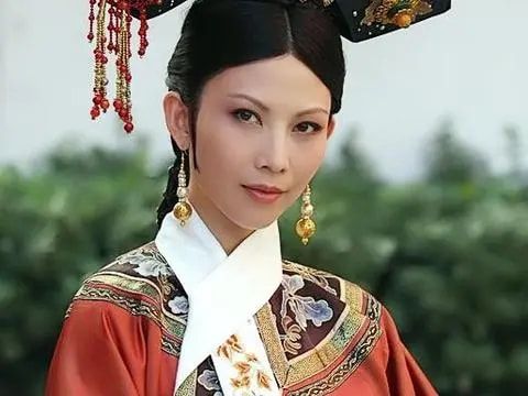 图片[10]-5位TVB“女警”，薛凯琪被封做“长颈鹿”，岑丽香小背心身材突出-妖次元