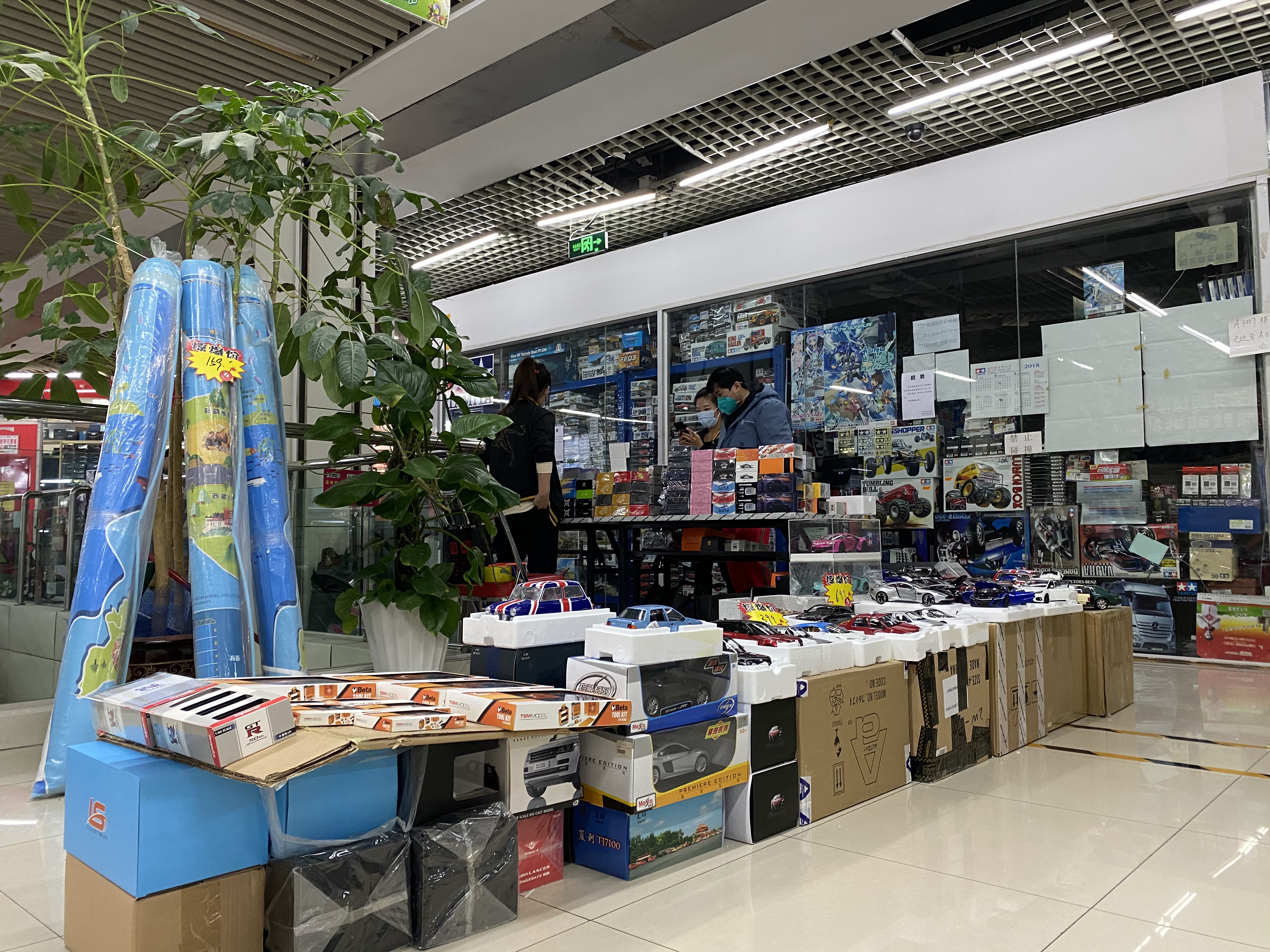 特卖会现场!otto 高尔夫7 r 399 元;lcd 星脉 399 元!新特价名单预告!