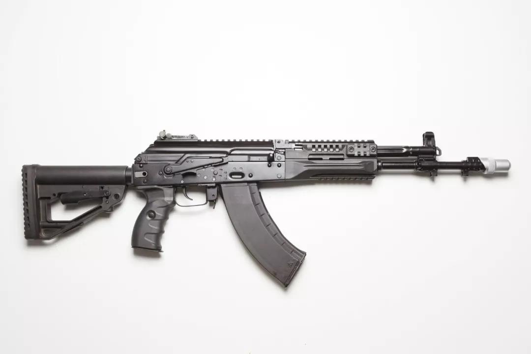 俄罗斯采购15万支新枪,新锐ak15竟是老枪拉皮?