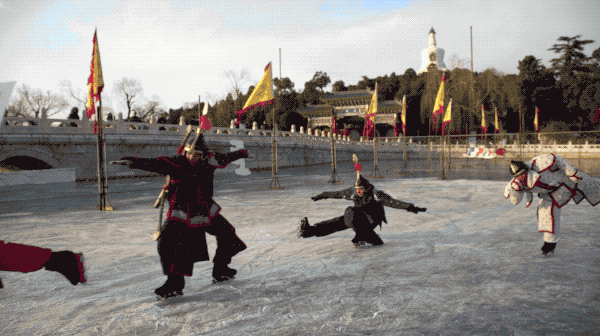 《北京兔爷》 300年前,冬至日伊始,在北京的太液池,就是今天北海公园