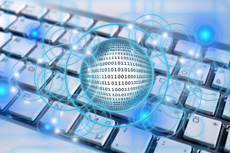 未来时代大数据技术与企业决策相伴而生