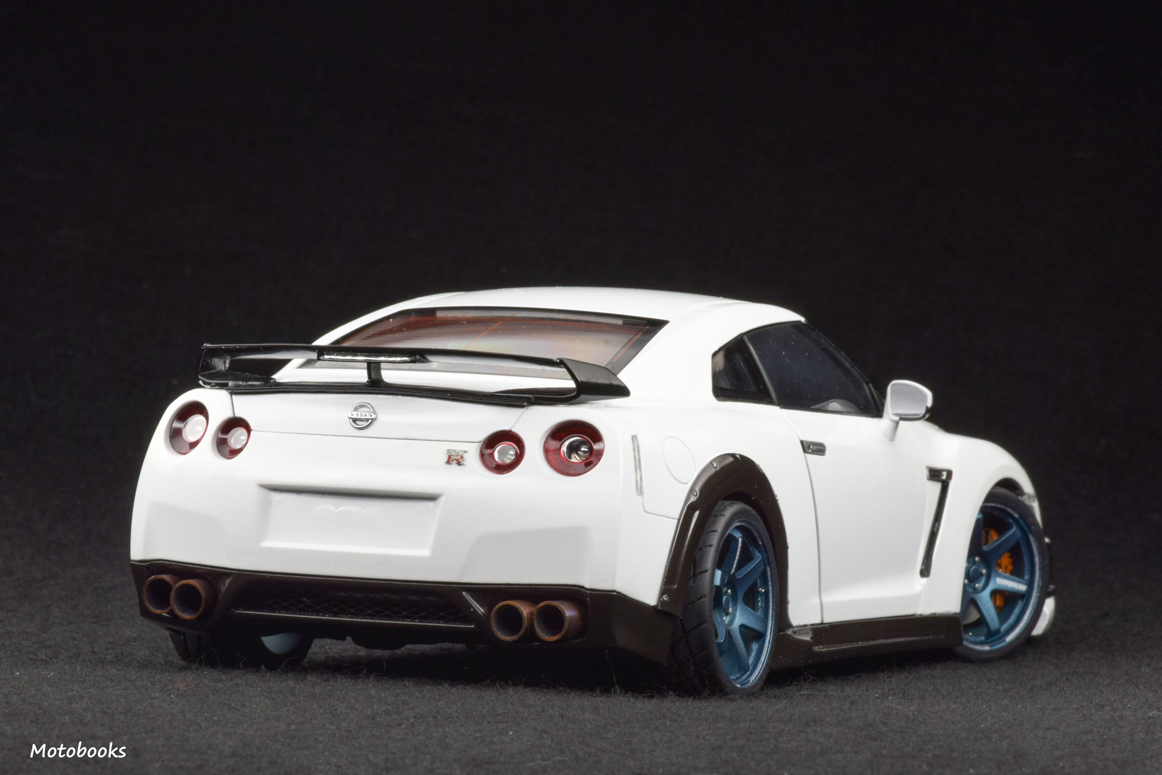 汽车模型 | 这不是宽体,这是 wald!玩家自改 autoart gtr35