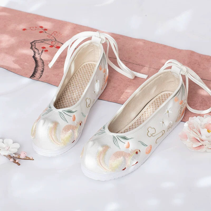 云端喜欢履翘头汉服鞋