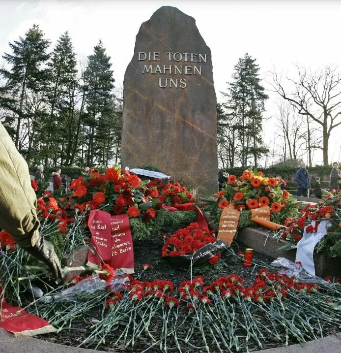 柏林的罗莎 卢森堡与卡尔李卜克内西殉难一百周年纪念活动