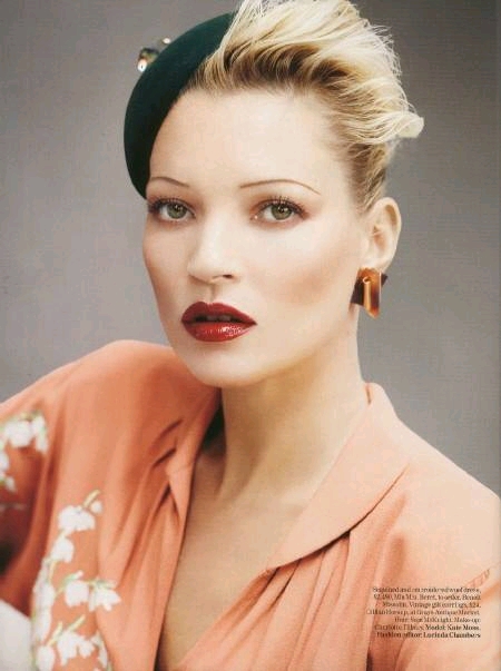 无法复制的病态美超模凯特莫斯