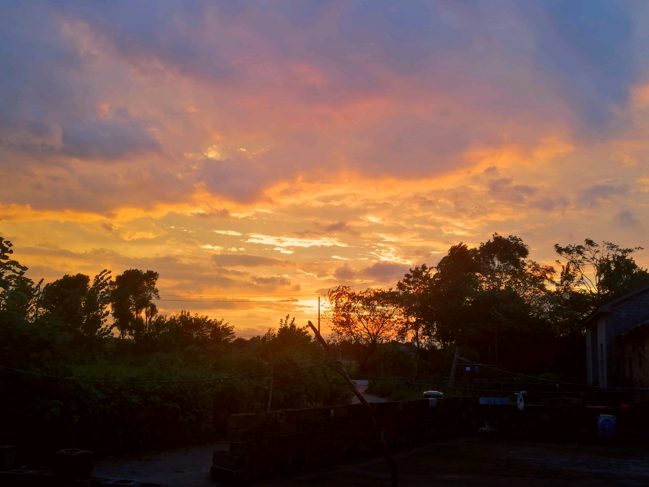 《家乡风景图》