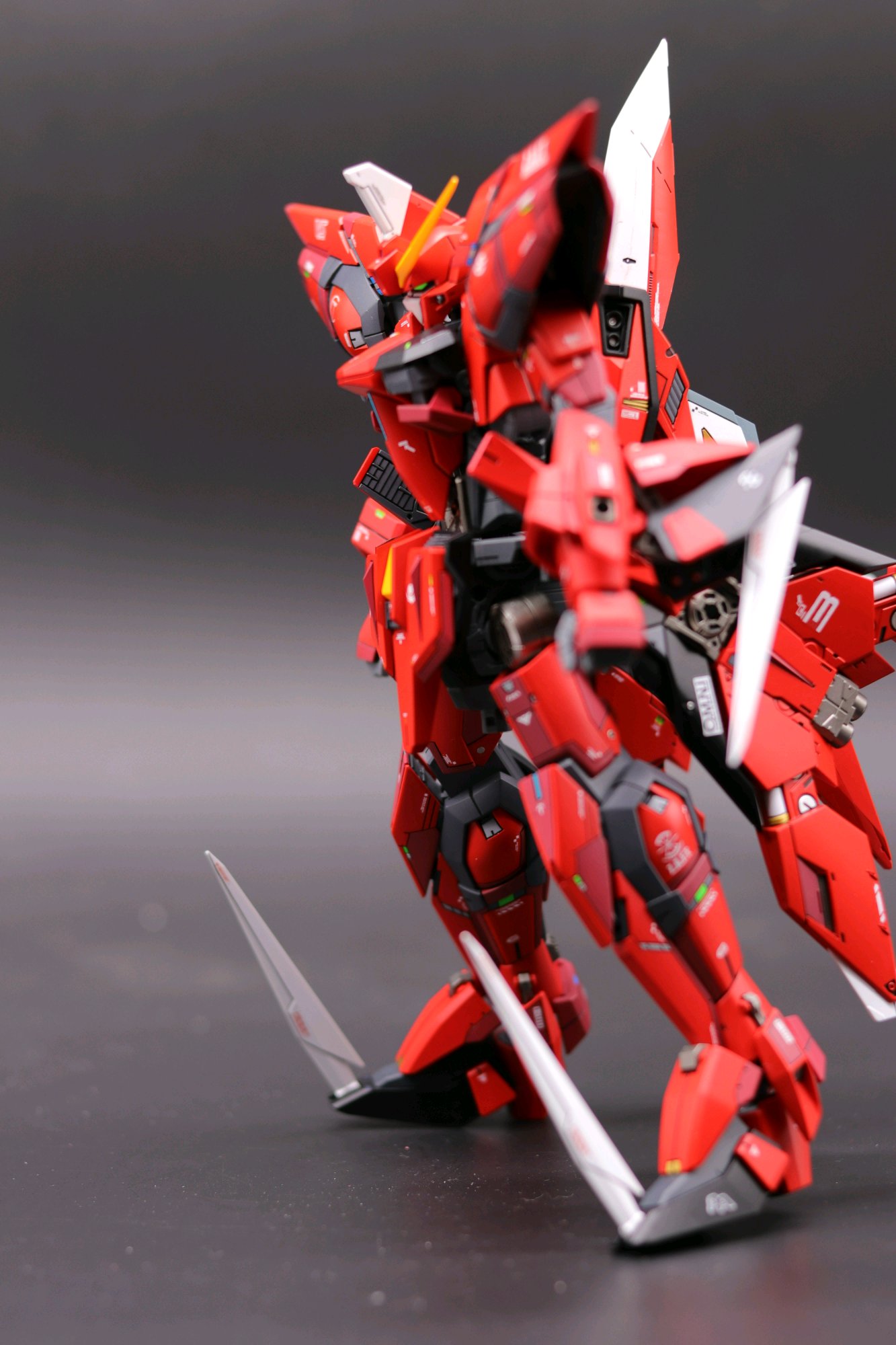 达人佳作悟空万代mg圣盾